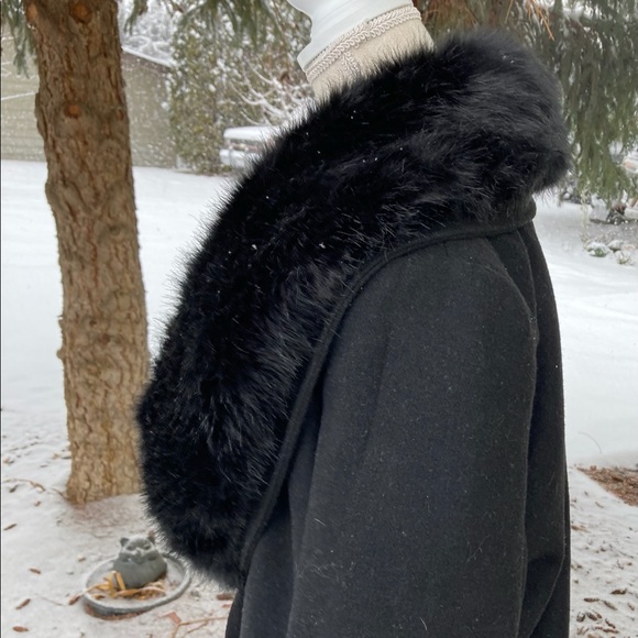 NWT Guess Kelea Duster Faux-Fur medium - Picture 6 of 8